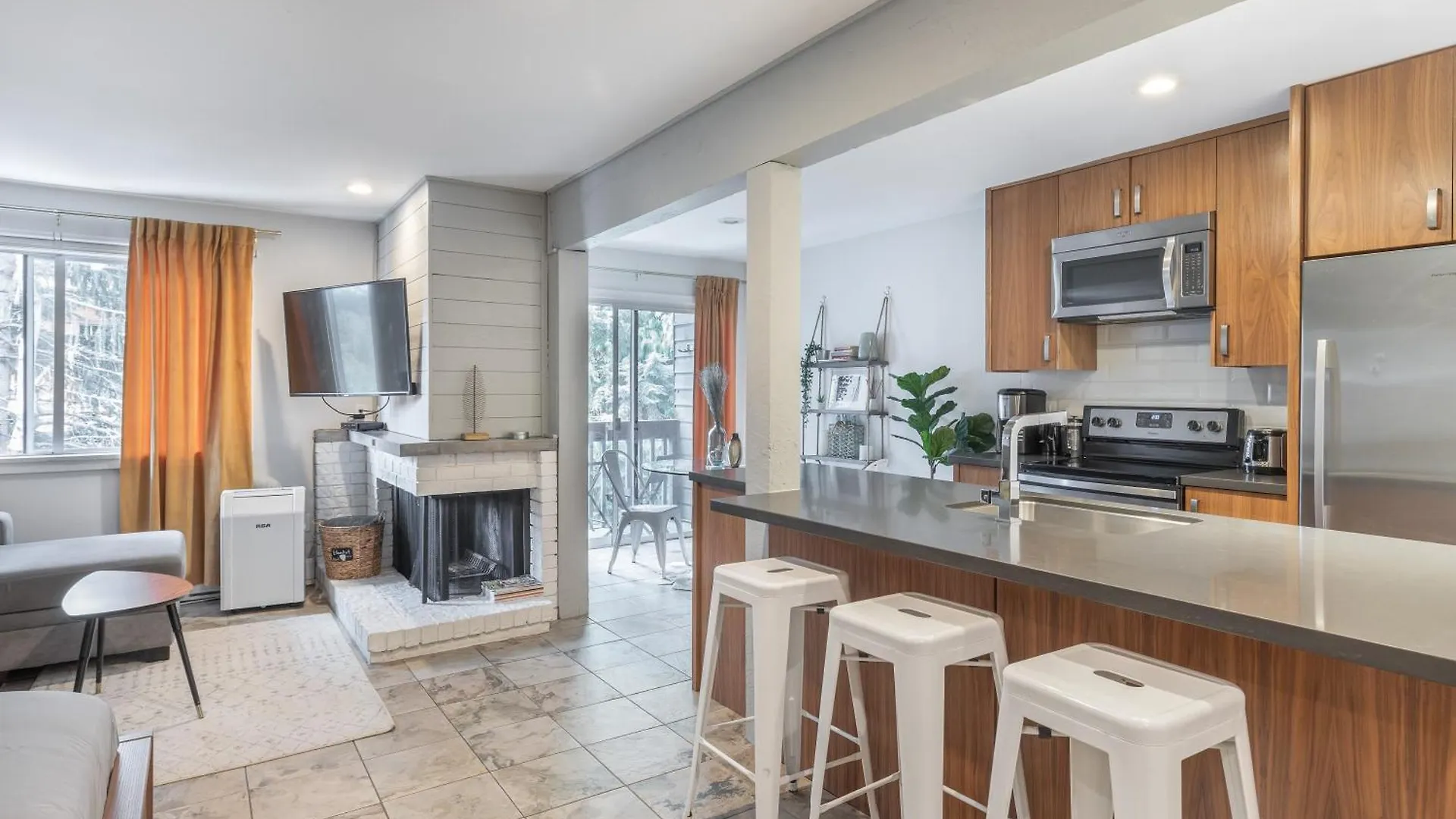 Whistler Studio Next 2Lifts W/Free Parking Apartment